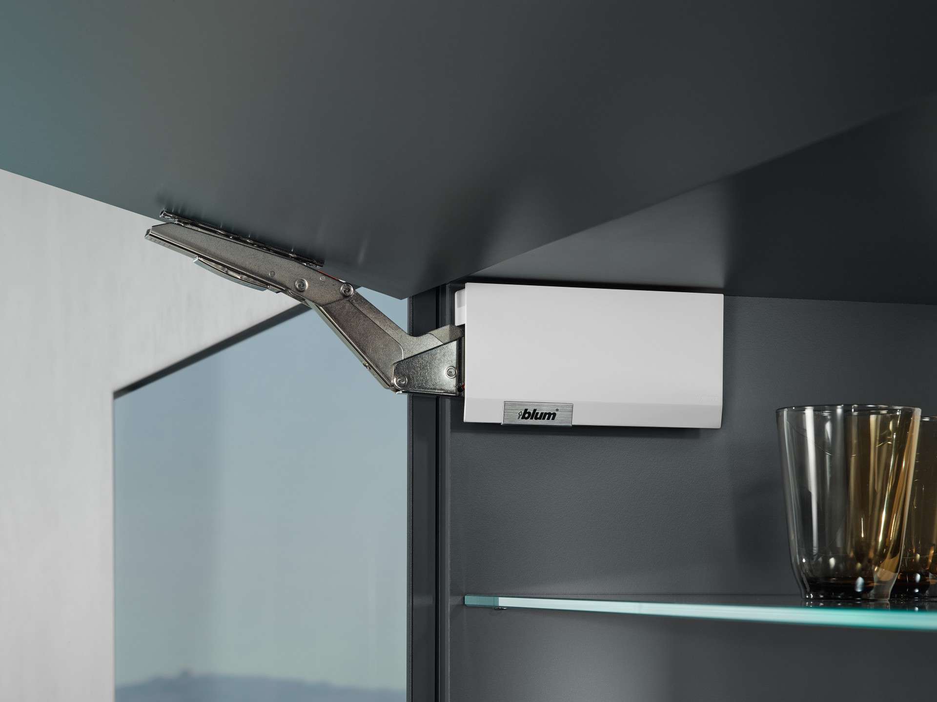 Блюм подъемный механизм для фасадов. Blum aventos hk 27 подъемник. Подъемник hk-xs blum. Подъемник hk-s blum. Подъемный механизм hks blum.