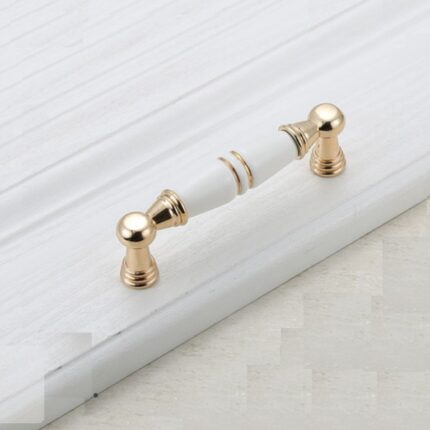 Tay nắm tủ gốm sữ trắng 96