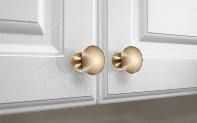 Núm tay nắm tủ bằng đồng hình tròn trơn cao cấp FH.HNX1 8