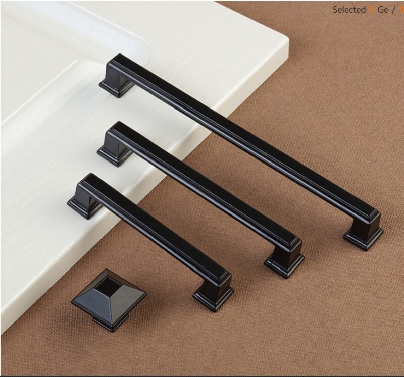 Tay nắm tủ cao cấp hợp kim kẽm màu đen 2223DB 1