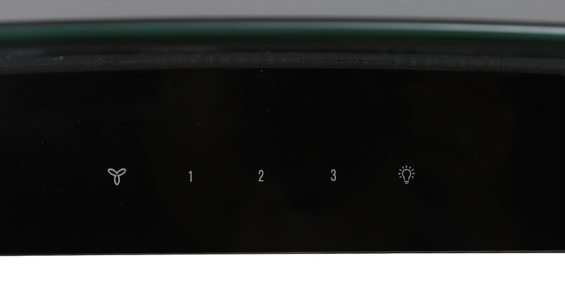 Bảng Điều khiển cảm ứng IQ - Touch hiện đại, siêu nhạy, dễ thao tác của máy hút mùi áp tường Electrolux
