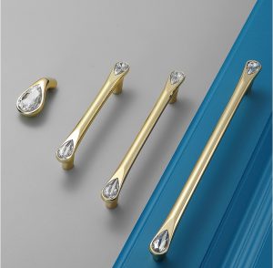 Tay nắm cửa tủ bằng pha lê cao cấp CH6732