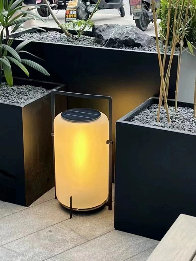 Đèn ngoài trời tân cổ điển chống nước M746 16