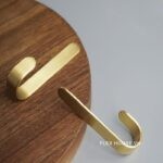Móc treo đa năng tủ bếp nhà tắm bằng đồng AX20HB (2)