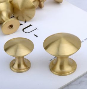 Núm tay nắm tủ tròn nấm hiện đại bằng đồng YM.A1-07
