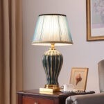 Đèn bàn bằng gốm sứ nhiều màu HYJ0029-6