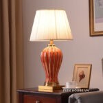 Đèn bàn bằng gốm sứ nhiều màu HYJ0029-8
