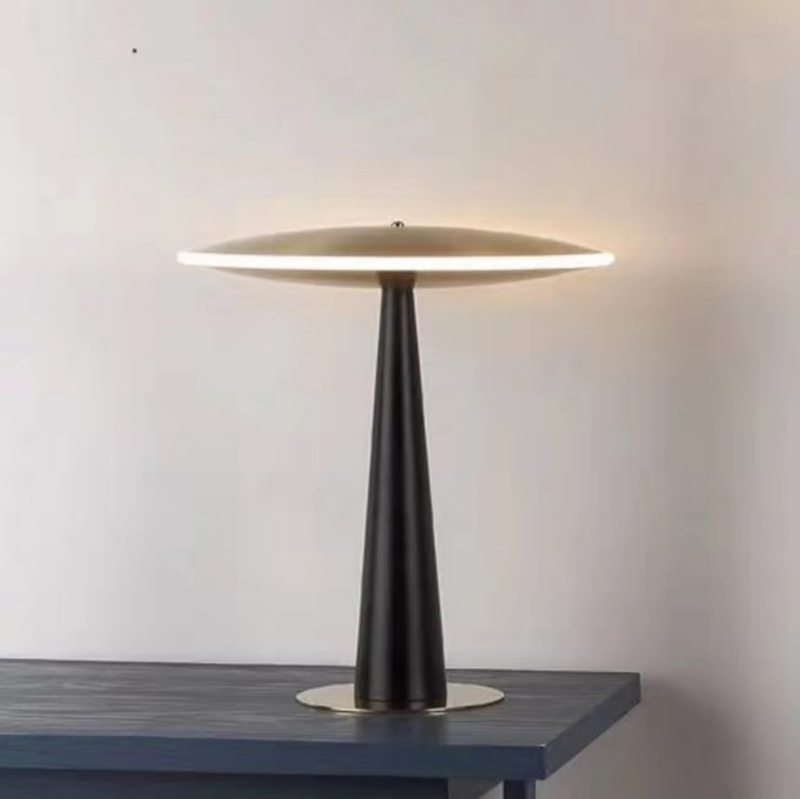 Đèn bàn decor hiện đại sang trọng cao cấp HX046