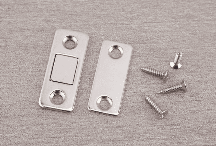 Bộ chốt cánh cửa tủ bằng nam châm BTC-MD1 7