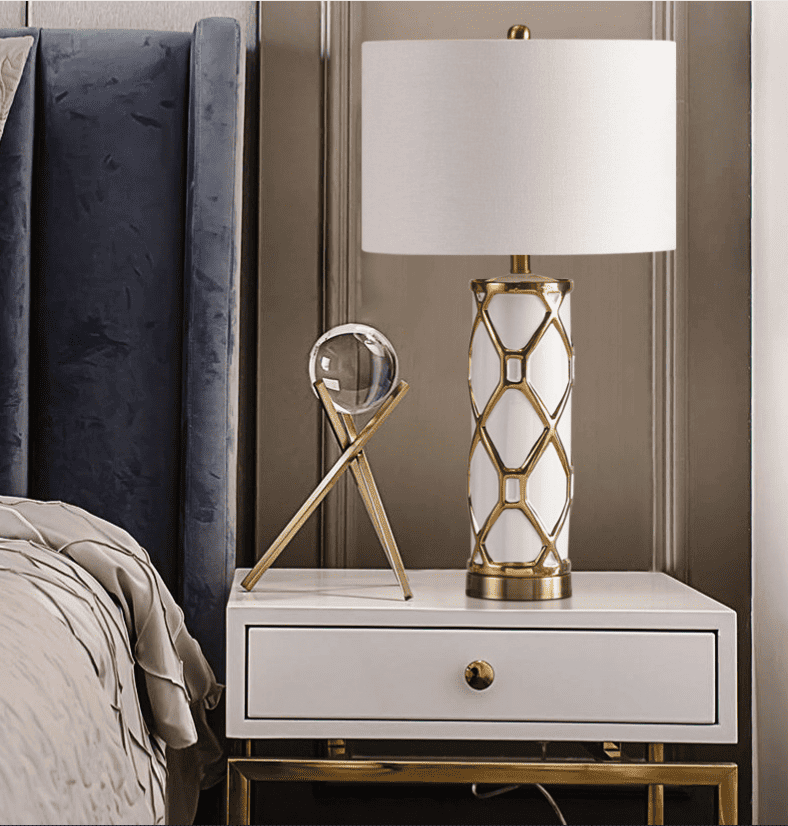Đèn bàn phòng ngủ bằng gốm men vàng RX159 12