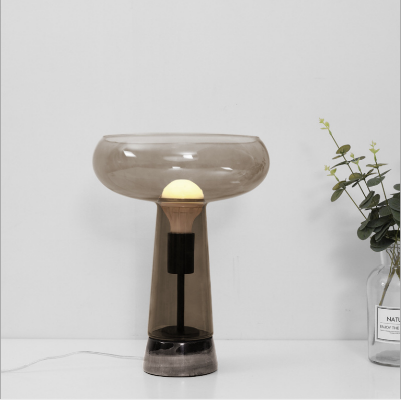 Đèn bàn decor thủy tinh hiện đại sang trọng HX115