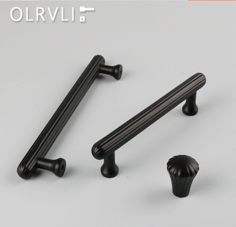 Tay nắm tủ Italia bằng đồng màu đen OLRVLI 803.120E 1