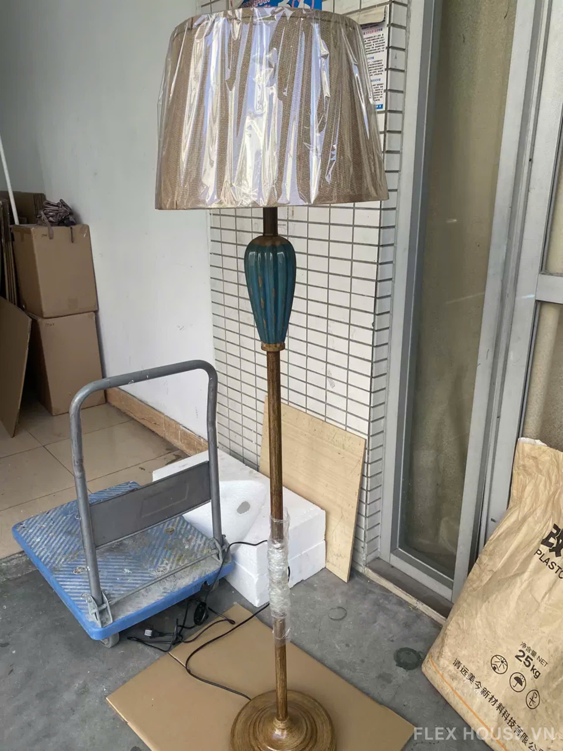 Đèn sàn Retro kiểu Mỹ hiện đại tối giản RX044F 16