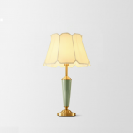 Đèn bàn phòng ngủ bằng đồng gốm cổ điển KC603