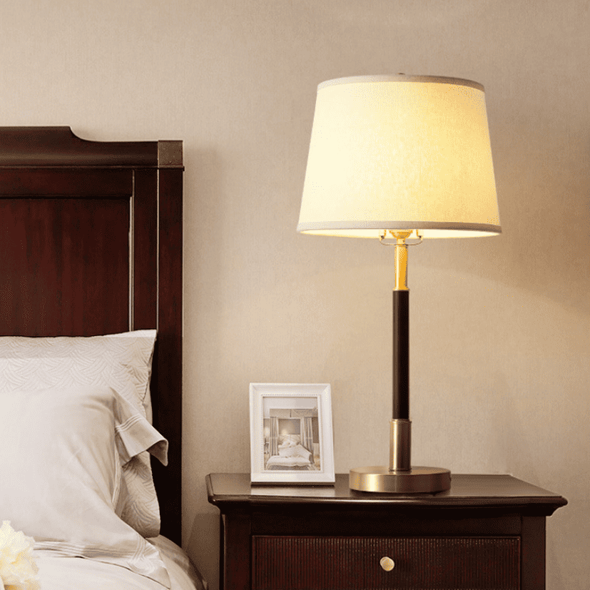 Đèn bàn phòng ngủ bằng đồng hiện đại MC399-1T 2