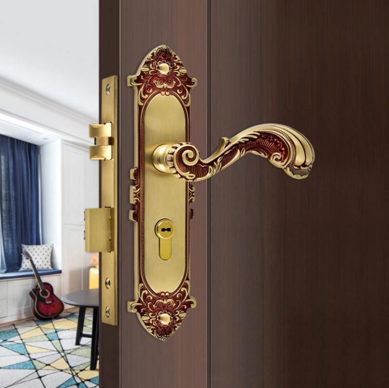Khóa cửa phòng ngủ cổ điển bằng đồng T58-S5160 1