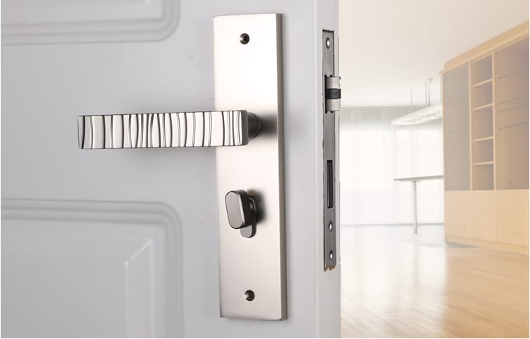 Khóa cửa phòng ngủ hiện đại cao cấp YBLI5511 4