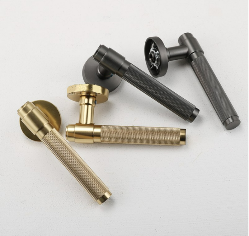 Khóa cửa phòng bằng đồng khía Italia OVLI 012