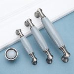 Tay nắm tủ gốm sứ màu xanh trơn cao cấp YA3325