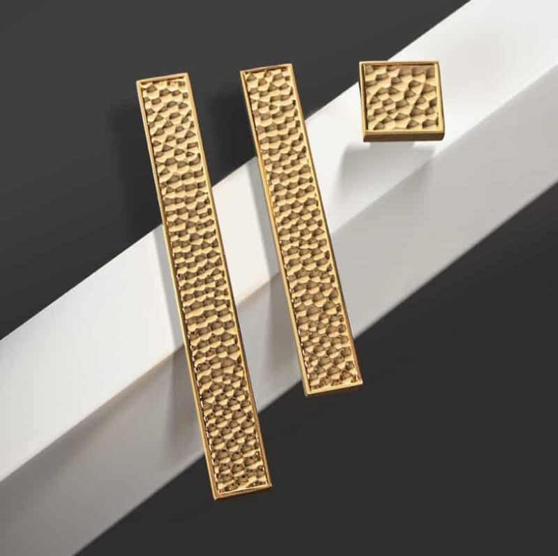 Tay nắm tủ đồng thau hiệu ứng kiểu Pháp HBR19024K 2