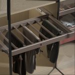 Giá treo quần âu bọc da giảm chấn Taura QS05