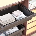Giá đựng đồ gấp âm tủ ray trượt giảm chấn Taura SV01