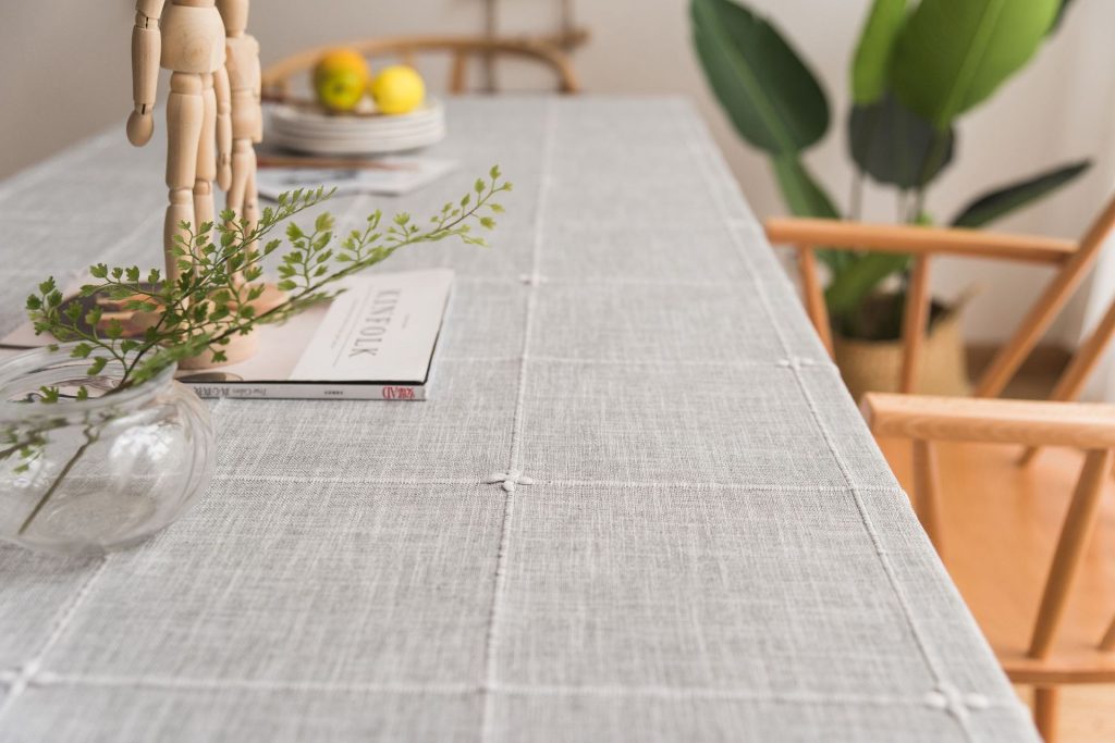 Khăn trải bàn caro phong cách tối giản HYQ7694 2
