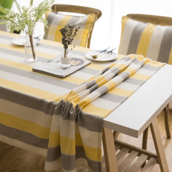 Thảm trải bàn sọc nhiều màu phong cách hiện đại HYQ1456