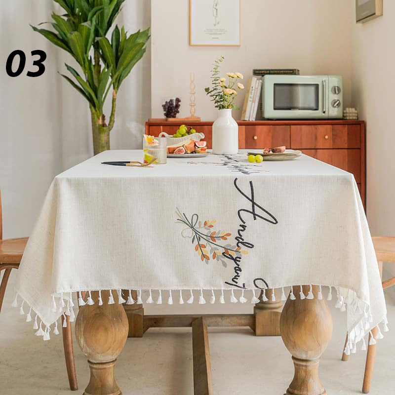 Khăn trải bàn trắng chữ và hoa sợi Polyester HGH4348D 6
