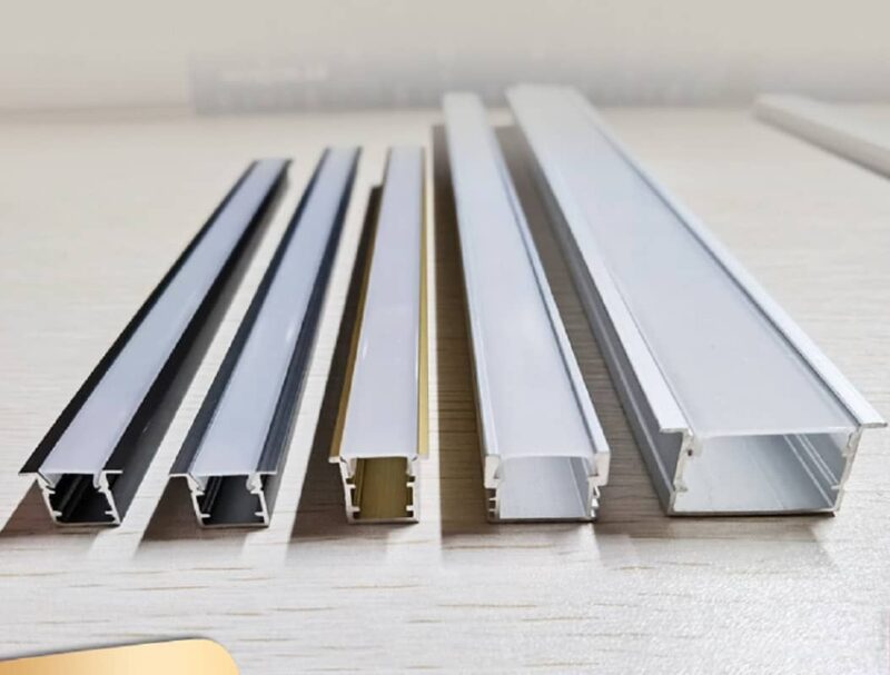 Máng đèn Led Nhôm Acrylic đa năng hiện đại
