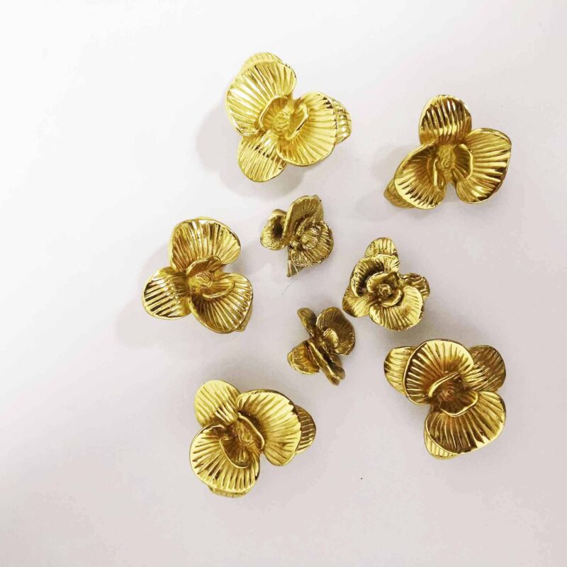 Tay nắm tủ đồng thau hoa phong lan SBD1893 1