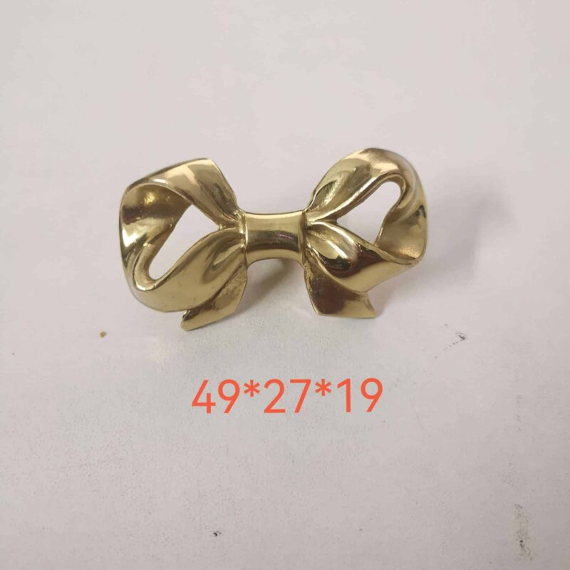 Tay nắm tủ đồng thau nơ bướm thanh lịch SBD6662 9