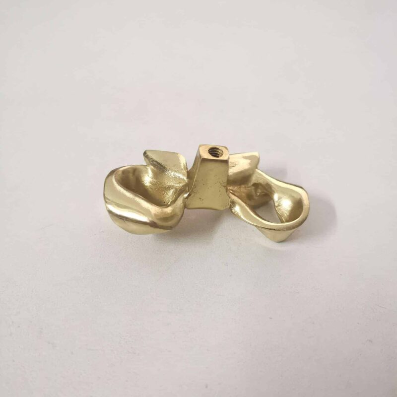 Tay nắm tủ đồng thau nơ bướm thanh lịch SBD6662 8