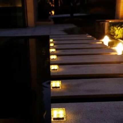 8 cách để đèn ngoài trời khuấy động không gian hồ bơi 54