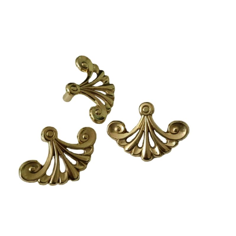 Tay nắm tủ đồng thau biểu tượng đuôi công SBD4821 5