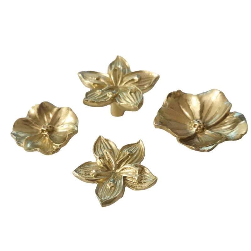 Tay nắm tủ đồng thau bông hoa sang trọng SBD2820 6
