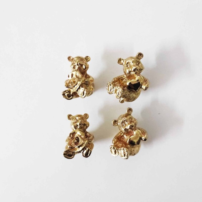 Tay nắm tủ đồng thau gấu ôm hoa và ôm tim SBD5374 1