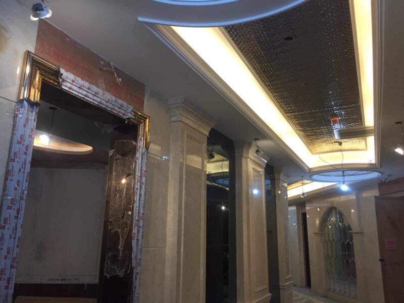 Trần kim loại trang trí nội thất khách sạn FM4354 3