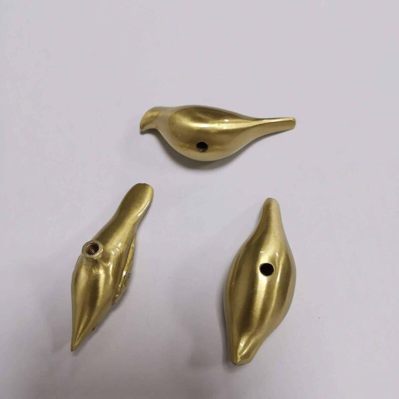 Tay nắm tủ đồng thau biểu tượng chim non SBD7846 7
