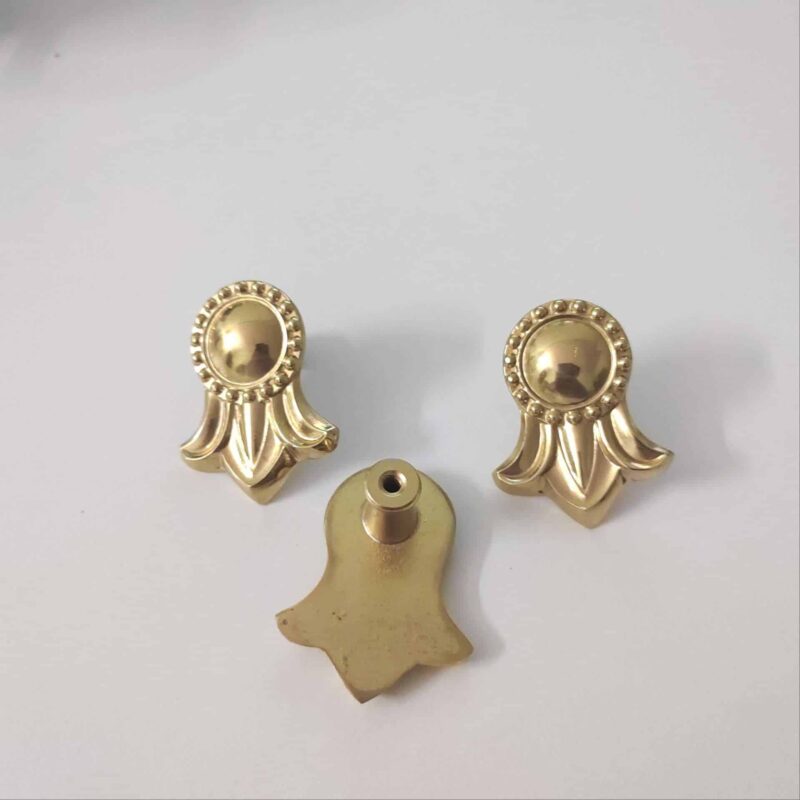 Tay nắm tủ đồng thau biểu tượng huy hiệu SBD5084 7