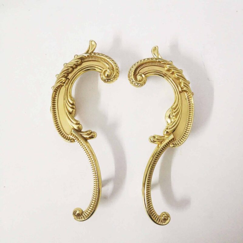 Tay nắm tủ đồng thau cá ngựa cách điệu SBD5312 1