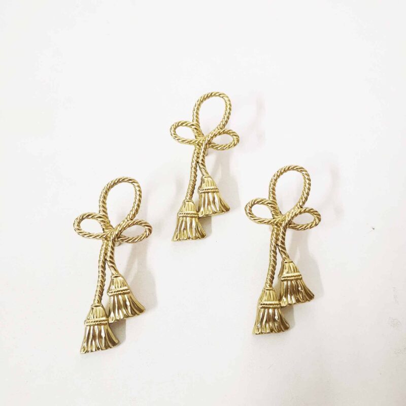 Tay nắm tủ đồng thau dây treo tua rua SBD1585 1