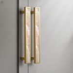 Tay nắm tủ khảm trai trắng đồng Italia T2946-A