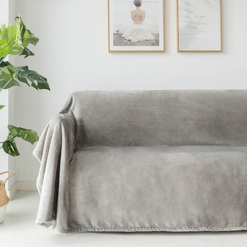 Bọc ghế sofa để bảo vệ và biến đổi không gian nhà bạn 2