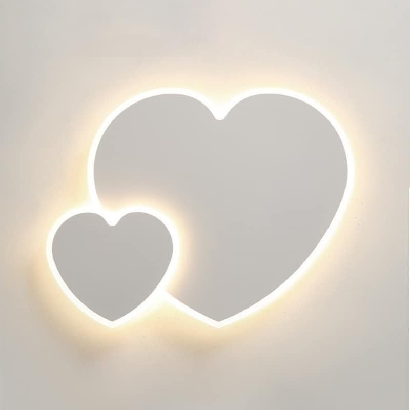 Hãy chiêm ngưỡng đèn ốp trần hình trái tim đầy tình yêu, mang tới ánh sáng ấm áp và lãng mạn cho không gian ngôi nhà của bạn!