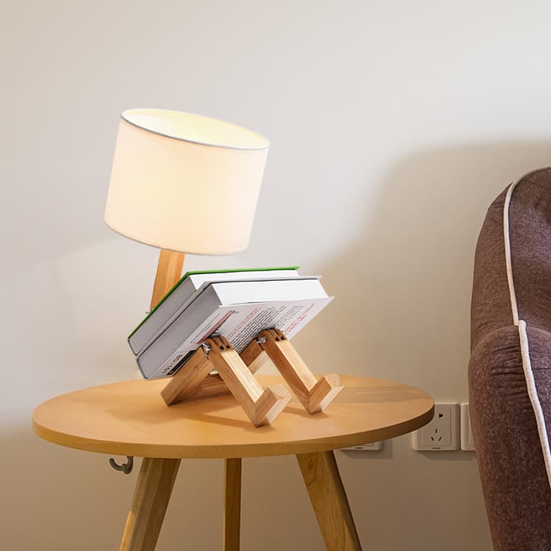 Đèn để bàn bằng gỗ robot sáng tạo XC9001 5
