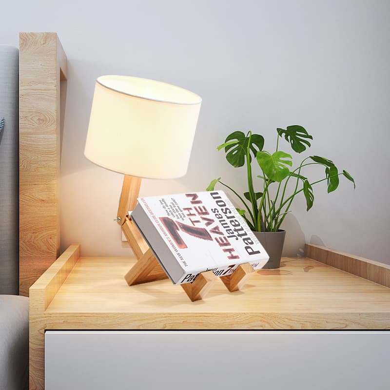 Đèn để bàn bằng gỗ robot sáng tạo XC9001 4