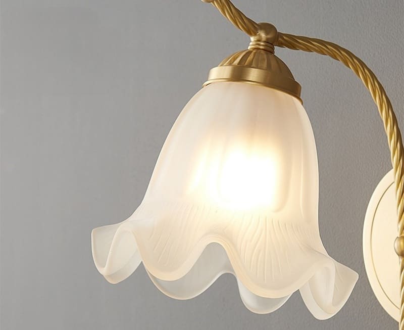 Đèn tường đầu giường hình hoa bằng đồng FLM073 9