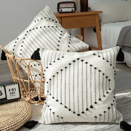 Gối trang trí tua rua phong cách Ma rốc PCH1540B