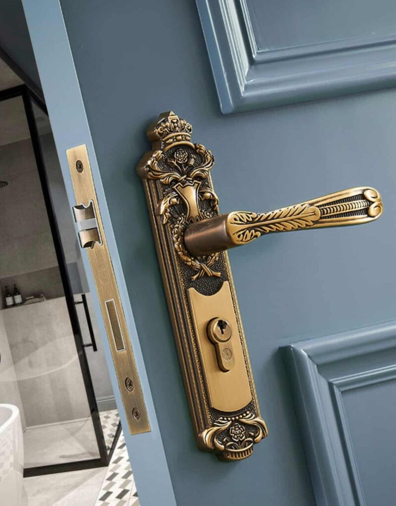Khóa cửa đại sảnh vàng đồng kiểu Châu Âu DZ820 2